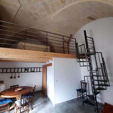 La Vecchia Corte Bed & Breakfast *